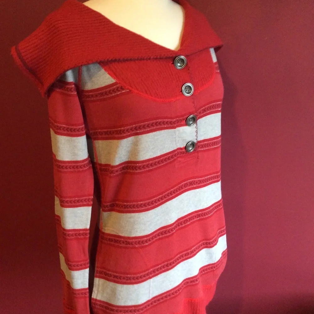 Free People Red & Light Gray Striped Pullover Button-Front Sweater With Pockets